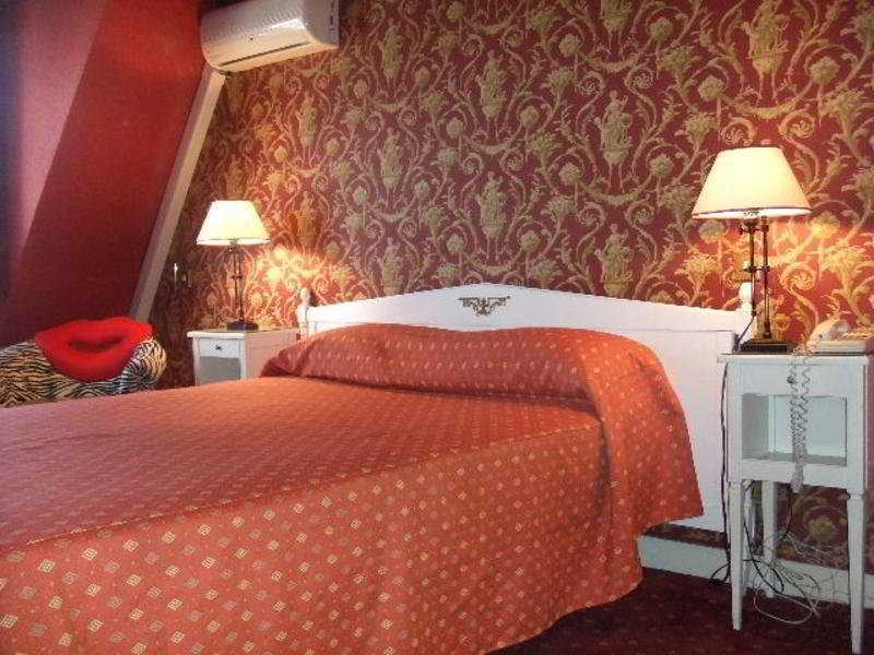 Hotel Maxim Opera Paris Room photo